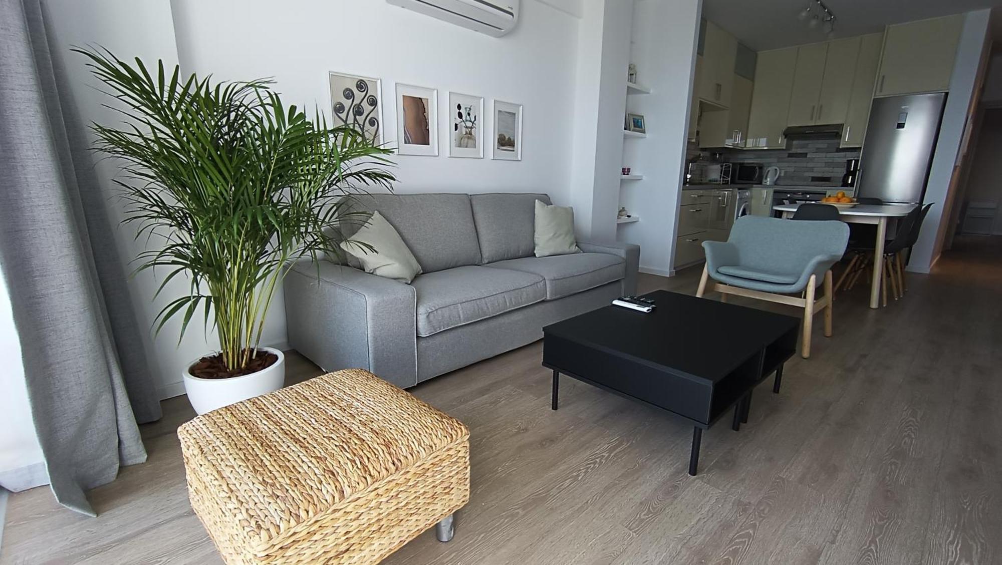Sunorama Waterfront Apartment لارنكا المظهر الخارجي الصورة